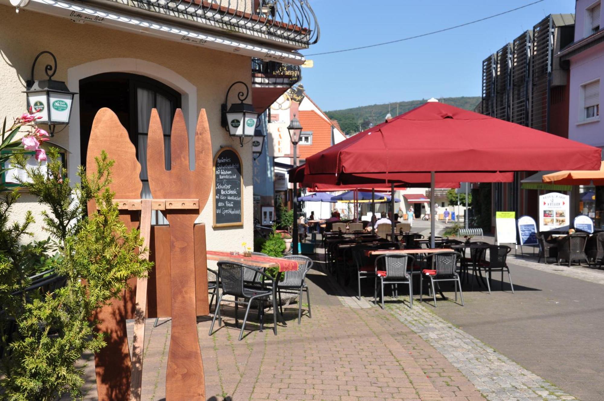 Hotel Restaurant Zum Schwan Mettlach Exterior photo